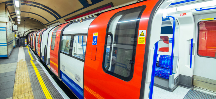 Travel-safe-London-Crime-Prevention-2-tube-train-L